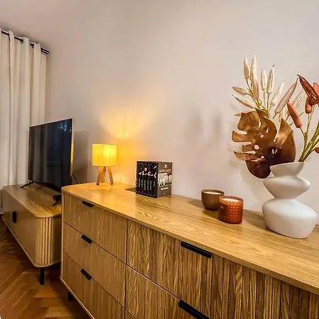 Sunny * تشينستوخوفا