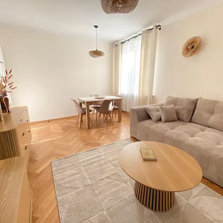 Apartment Sunny *