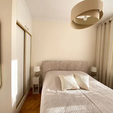 Sunny Apartment
